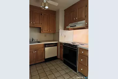 210 Treadwell Street #310, Hamden, CT 06517 - Photo 4