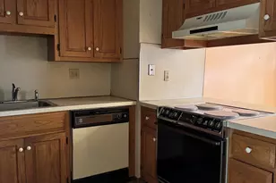 210 Treadwell St, Hamden, CT 06517 - Photo 4