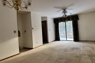 210 Treadwell St, Hamden, CT 06517 - Photo 6