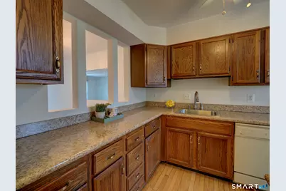 412 Pilgrim Harbor #412, Wallingford, CT 06492 - Photo 4