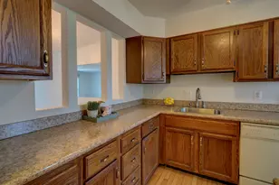 412 Pilgrim Harbor, Wallingford, CT 06492 - Photo 4