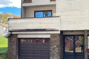 285 Queen St, Southington, CT 06489 - Photo 1