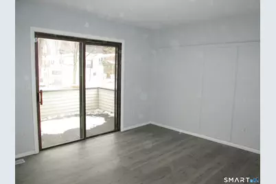 285 Queen Street #4F, Southington, CT 06489 - Photo 6