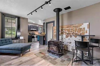 7 Swan Avenue, Norwich, CT 06360 - Photo 6