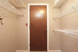 46 Little Oak Ln, Rocky Hill, CT 06067 - Photo 12