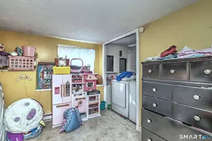 101 Hawkins St, Derby, CT 06418 - Photo 34