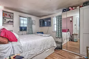 101 Hawkins St, Derby, CT 06418 - Photo 16