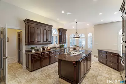 13 Chatsworth Place, Farmington, CT 06032 - Photo 18