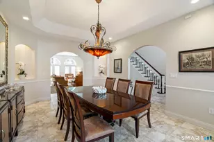 13 Chatsworth Pl, Farmington, CT 06032 - Photo 6