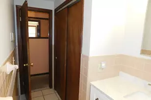 51 Hughes St, East Haven, CT 06512 - Photo 8