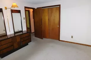 51 Hughes St, East Haven, CT 06512 - Photo 12