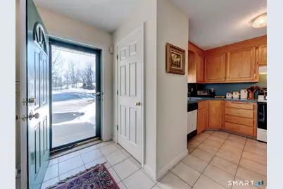 962 South Main Street #APT 17, Southington, CT 06479 - Photo 4