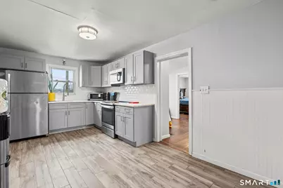 267 Front Avenue, West Haven, CT 06516 - Photo 14