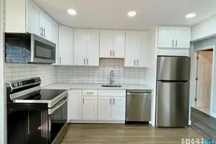 270 East St, Plainville, CT 06062 - Photo 4