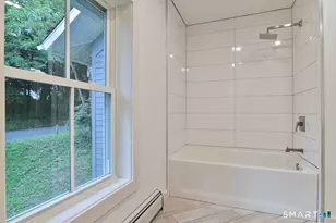 62 Railroad St, Canaan, CT 06031 - Photo 12