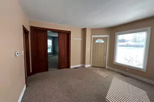 20 Elm St, Seymour, CT 06483 - Photo 4