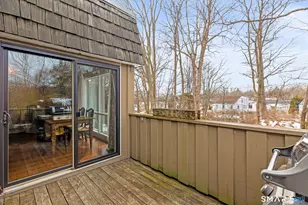 11 Ledgebrook Dr, Norwalk, CT 06854 - Photo 10