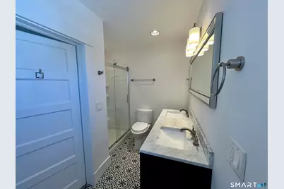 29 Washington Avenue #B, Danbury, CT 06810 - Photo 8