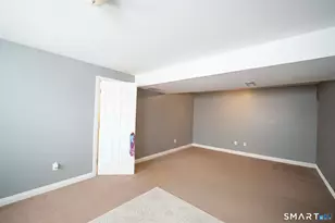 83 Essex Ave, Waterbury, CT 06704 - Photo 18