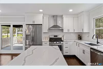 17 Valley Field Road South, Newtown, CT 06482 - Photo 8