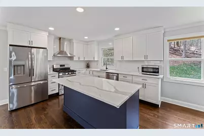 17 Valley Field Road South, Newtown, CT 06482 - Photo 6