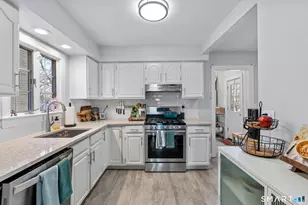 49 Lancaster Rd, West Hartford, CT 06119 - Photo 14