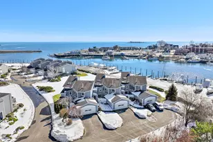 8 Oyster Landing Rd, Milford, CT 06460 - Photo 2