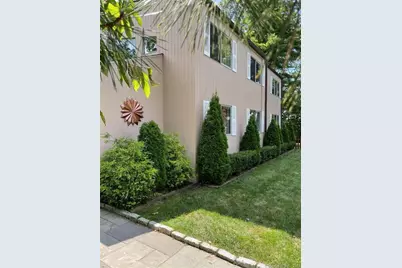 17 Ferry Lane, Westport, CT 06880 - Photo 2