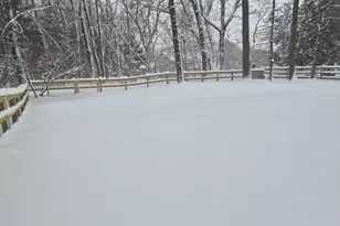 27 Checkerberry Ln, Glastonbury, CT 06033 - Photo 4