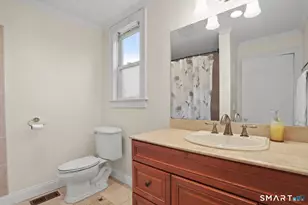 11 Rex St, Greenwich, CT 06831 - Photo 12