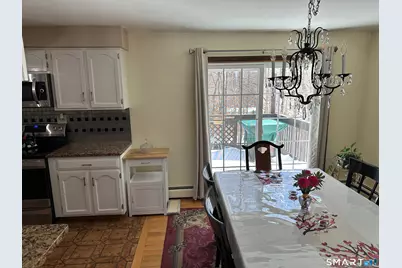 33 Sky View Circle, Hamden, CT 06514 - Photo 12