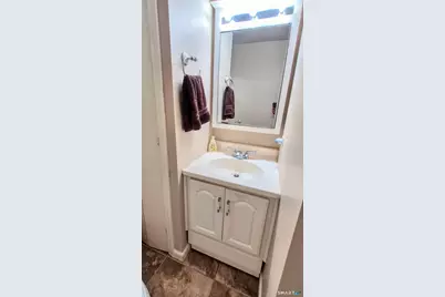 239 Old Farms Road #APT 15C, Avon, CT 06001 - Photo 16