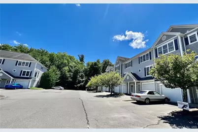 3 Songbird Lane #3, Farmington, CT 06032 - Photo 2