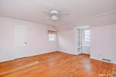 8 Crest Road, Danbury, CT 06811 - Photo 24