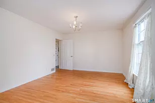8 Crest Rd, Danbury, CT 06811 - Photo 10