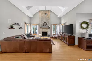 174 Westfort Dr, Meriden, CT 06451 - Photo 10