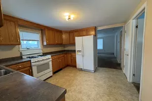 25 Wawecus Hill Rd, Norwich, CT 06360 - Photo 4