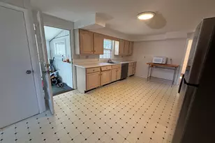 29 N Hill Rd, North Haven, CT 06473 - Photo 8