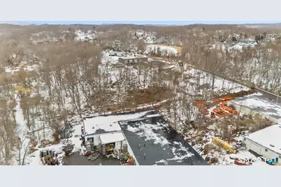 270 Bradley Street, East Haven, CT 06512 - Photo 20