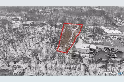 270 Bradley Street, East Haven, CT 06512 - Photo 32