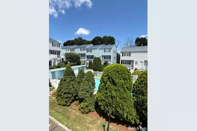 14 1/2 Fairview Avenue #D6, Norwalk, CT 06850 - Photo 1