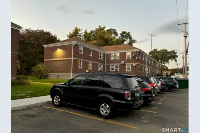 325 North Bishop Avenue #18, Bridgeport, CT 06610 - Photo 2