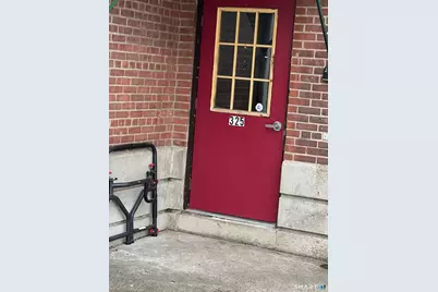 325 North Bishop Avenue #18, Bridgeport, CT 06610 - Photo 4