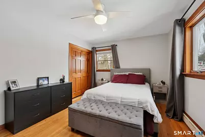 10 Hislop Street, New London, CT 06320 - Photo 14