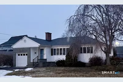 10 Hislop Street, New London, CT 06320 - Photo 1