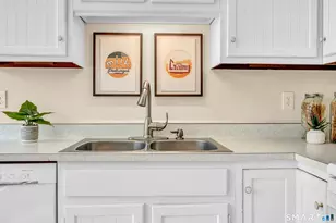 40 Middle River Rd, Danbury, CT 06811 - Photo 18