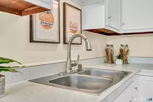 40 Middle River Rd, Danbury, CT 06811 - Photo 16