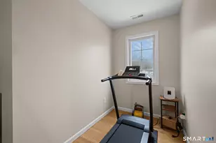 374 Meridian St Ext, Groton, CT 06340 - Photo 28