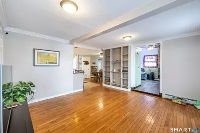 79 Roosevelt Avenue, Norwich, CT 06360 - Photo 10