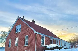 212 Platt St, Waterbury, CT 06704 - Photo 1